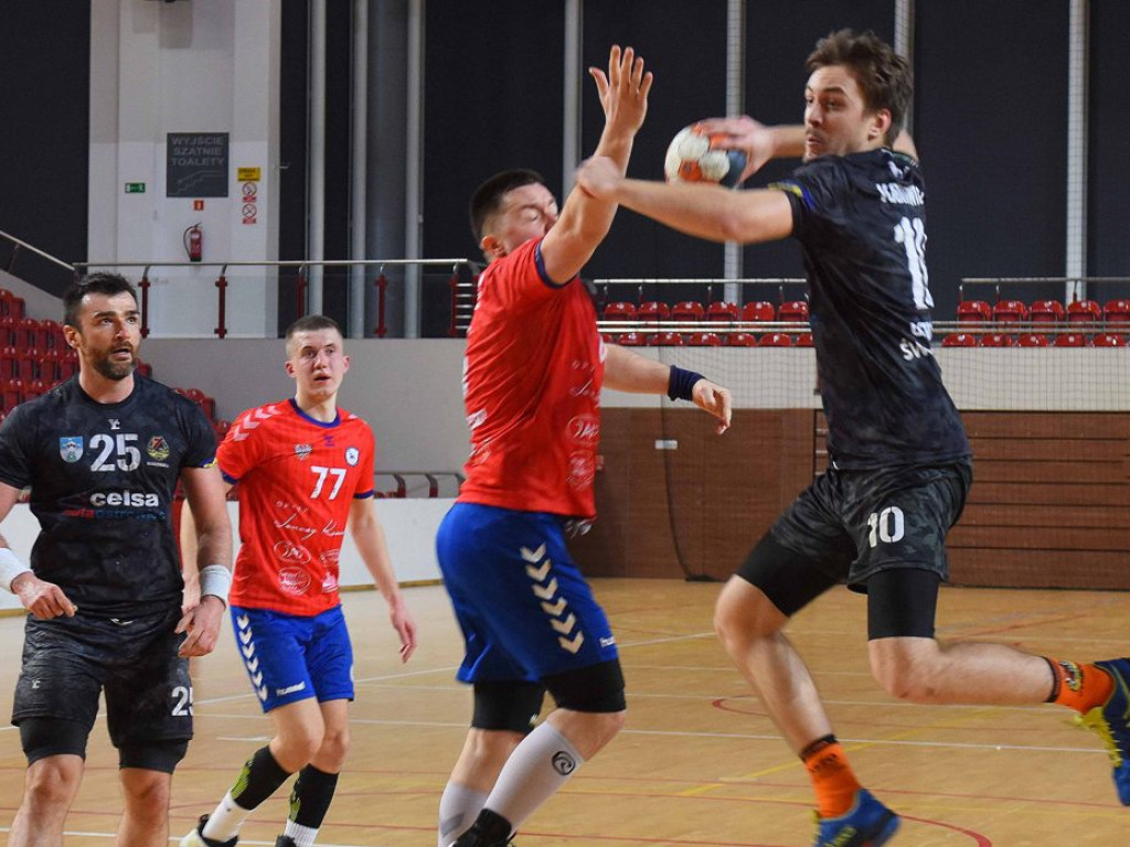 I liga piłki ręcznej mężczyzn. Grupa D. *KSZO Ostrowiec Świętokrzyski - Wisła Sandomierz 31:27