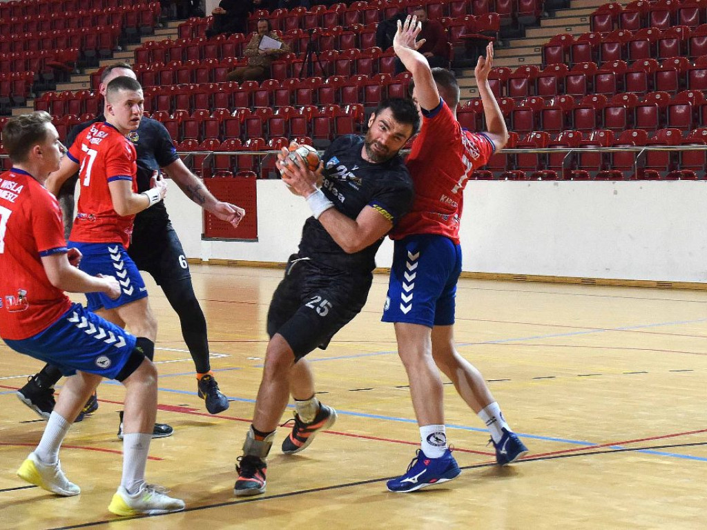 I liga piłki ręcznej mężczyzn. Grupa D. *KSZO Ostrowiec Świętokrzyski - Wisła Sandomierz 31:27