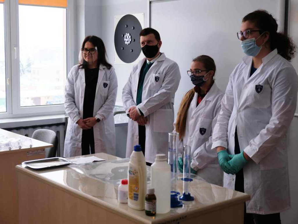 Startuje nabór do ostrowieckich szkół i przedszkoli (zdjęcia, wideo)