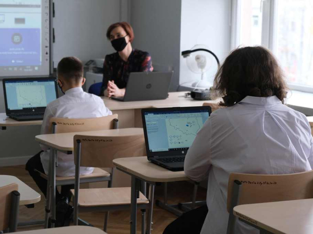 Startuje nabór do ostrowieckich szkół i przedszkoli (zdjęcia, wideo)