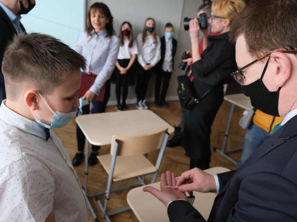 Startuje nabór do ostrowieckich szkół i przedszkoli (zdjęcia, wideo)