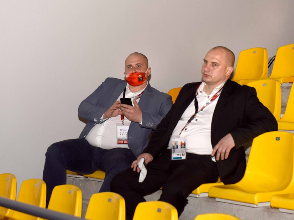 Młodzieżowe Mistrzostwa Świata w Boksie. Hala Legionów w Kielcach. Ceremonia otwarcia i pierwsze walki