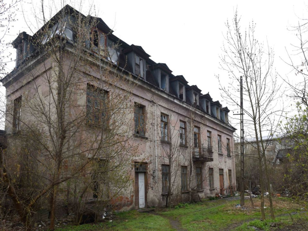 Ostrowieckie pustostany