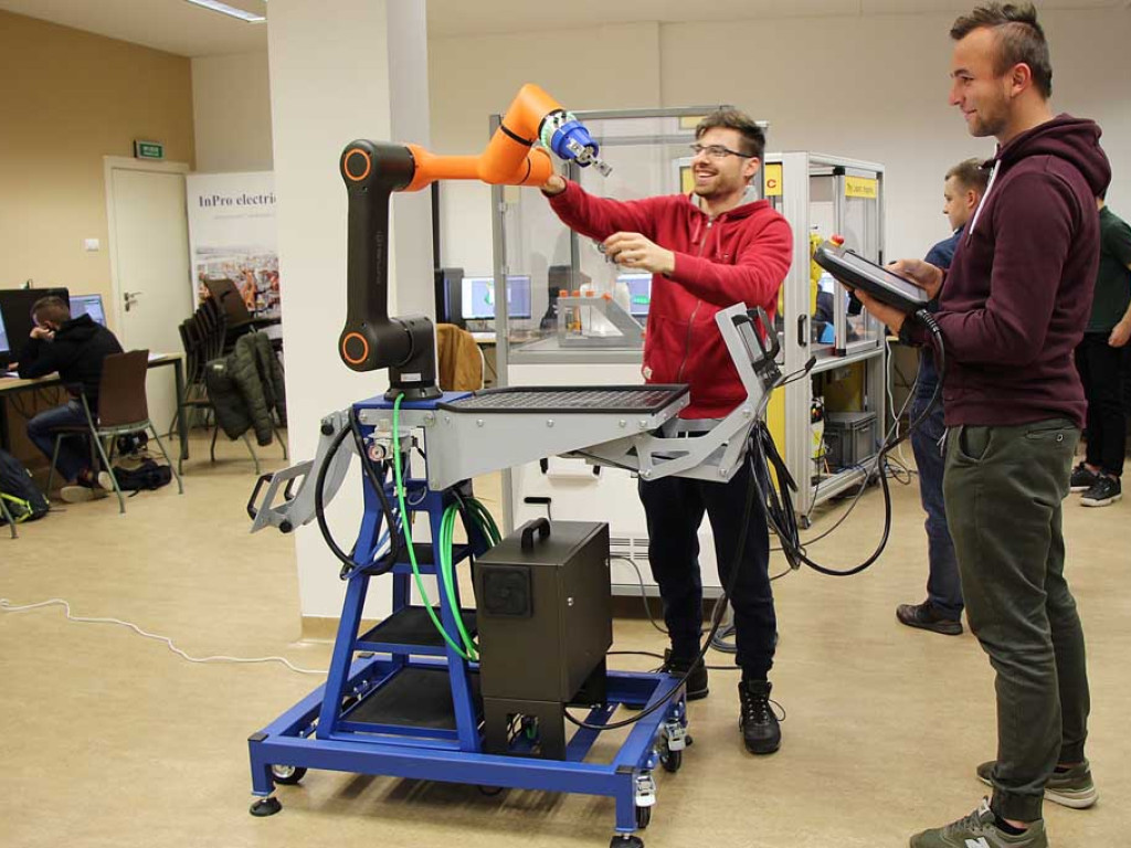 Studia inżynierskie na Wydziale Mechaniczno-Technologicznym w Stalowej Woli