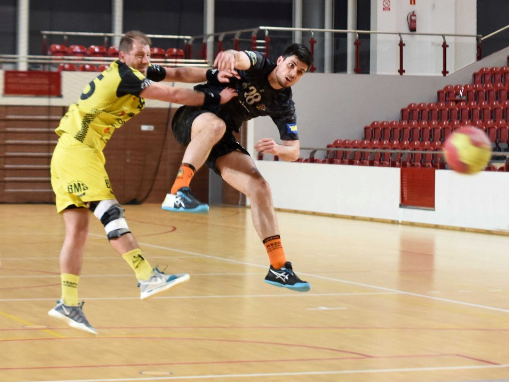 I liga piłki ręcznej. Grupa D. *KSZO Ostrowiec Świętokrzyski - KSSPR Końskie 30:24