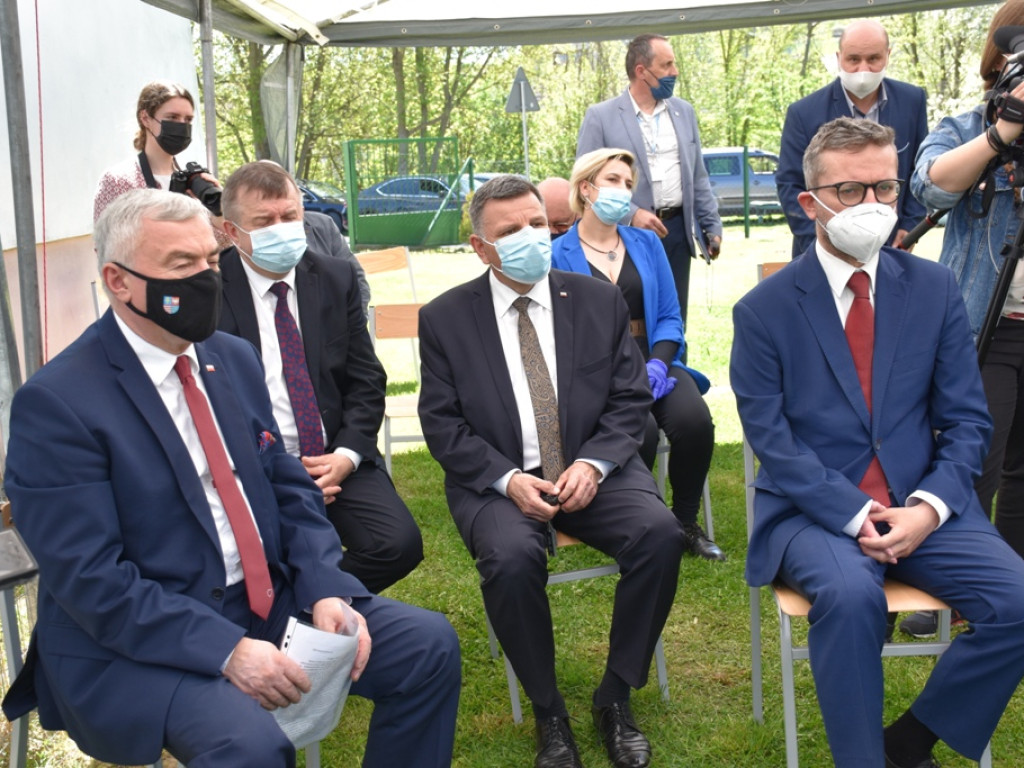 Modła przestanie straszyć (zdjęcia)