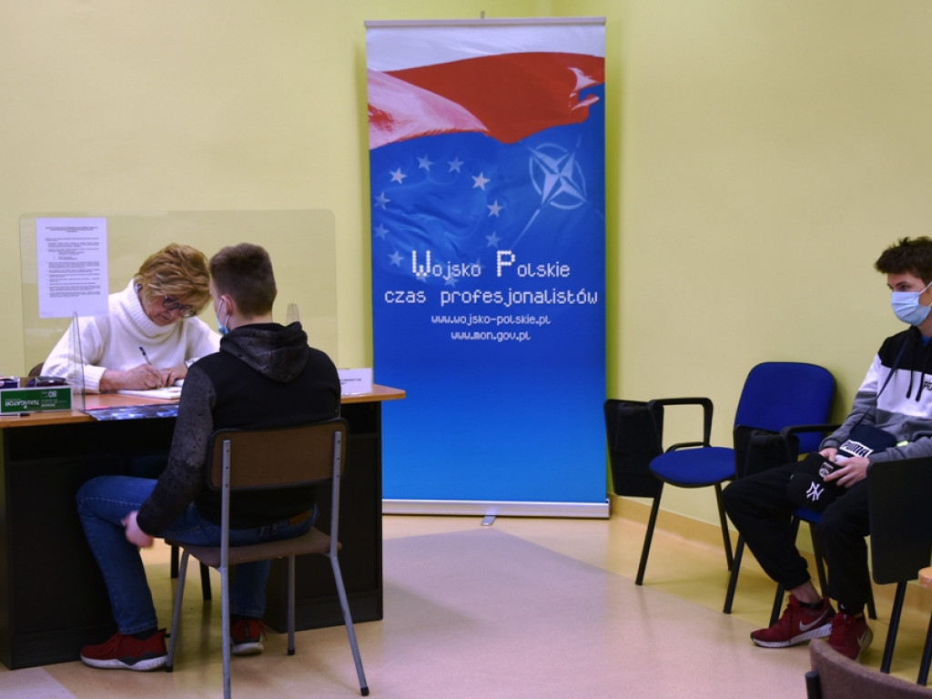 Inauguracja kwalifikacji wojskowej w Ostrowcu Świętokrzyskim (zdjęcia)