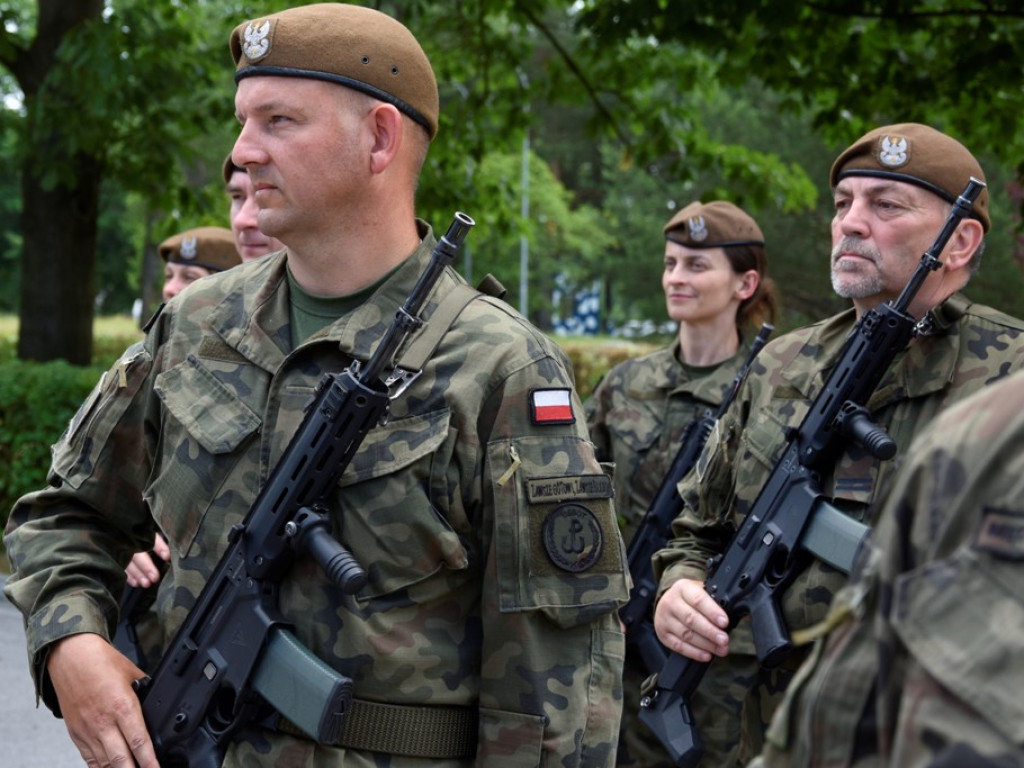 Złożyli przysięgę i rozpoczęli wakacje w mundurze (zdjęcia)