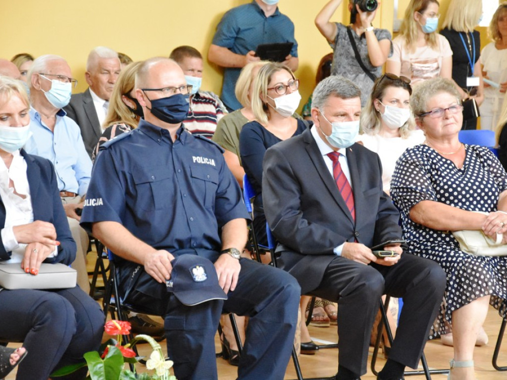 Dzienny Dom i Klub dla seniorów w Ćmielowie (zdjęcia)