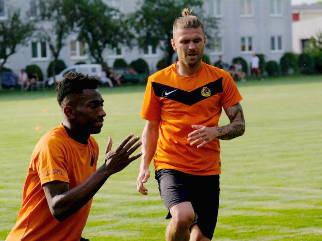 Mecz sparingowy. *KP KSZO 1929 Ostrowiec Świętokrzyski - Lechia Tomaszów Mazowiecki 3:3
