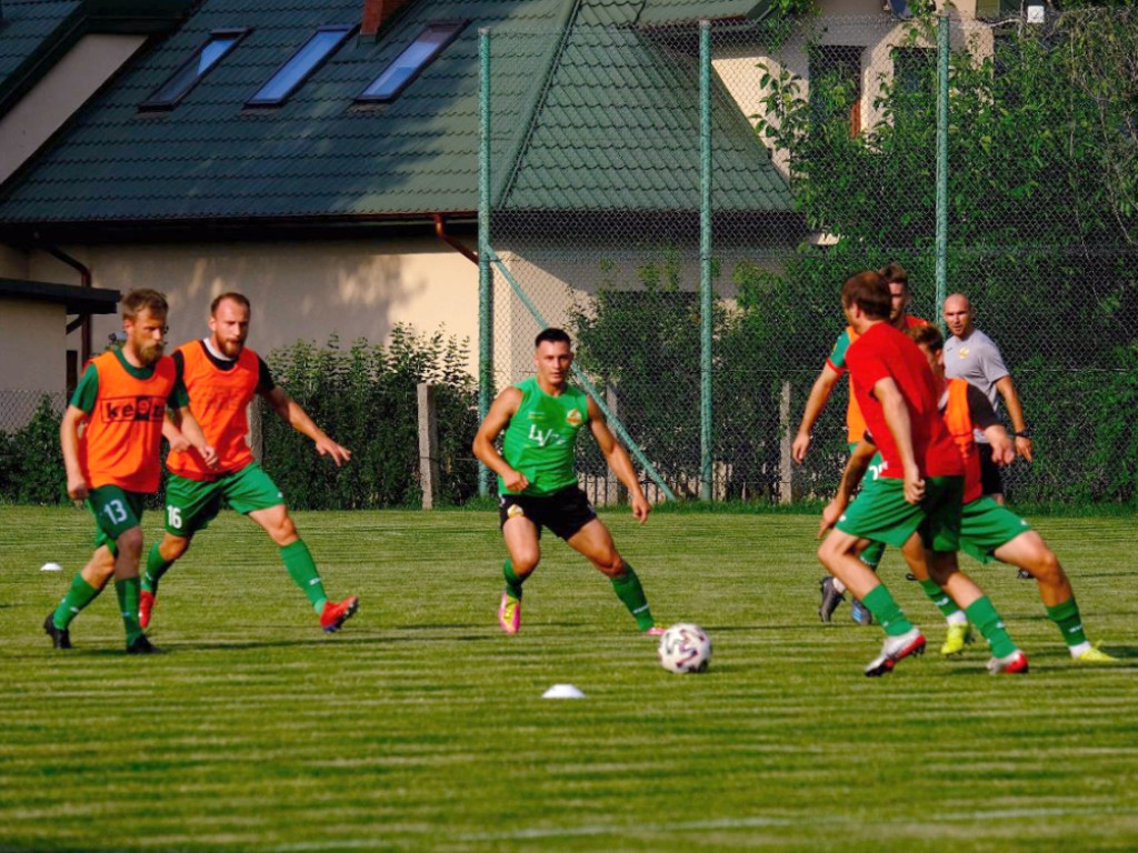 Mecz sparingowy. *KP KSZO 1929 Ostrowiec Świętokrzyski - Lechia Tomaszów Mazowiecki 3:3