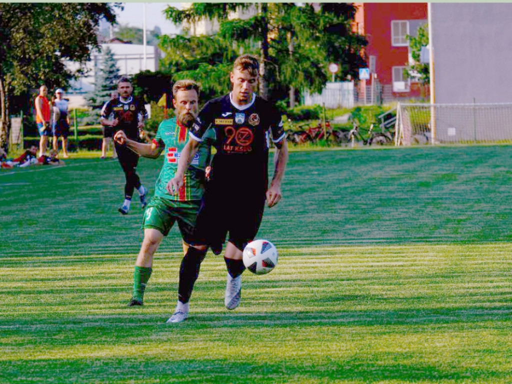 Mecz sparingowy. *KP KSZO 1929 Ostrowiec Świętokrzyski - Lechia Tomaszów Mazowiecki 3:3
