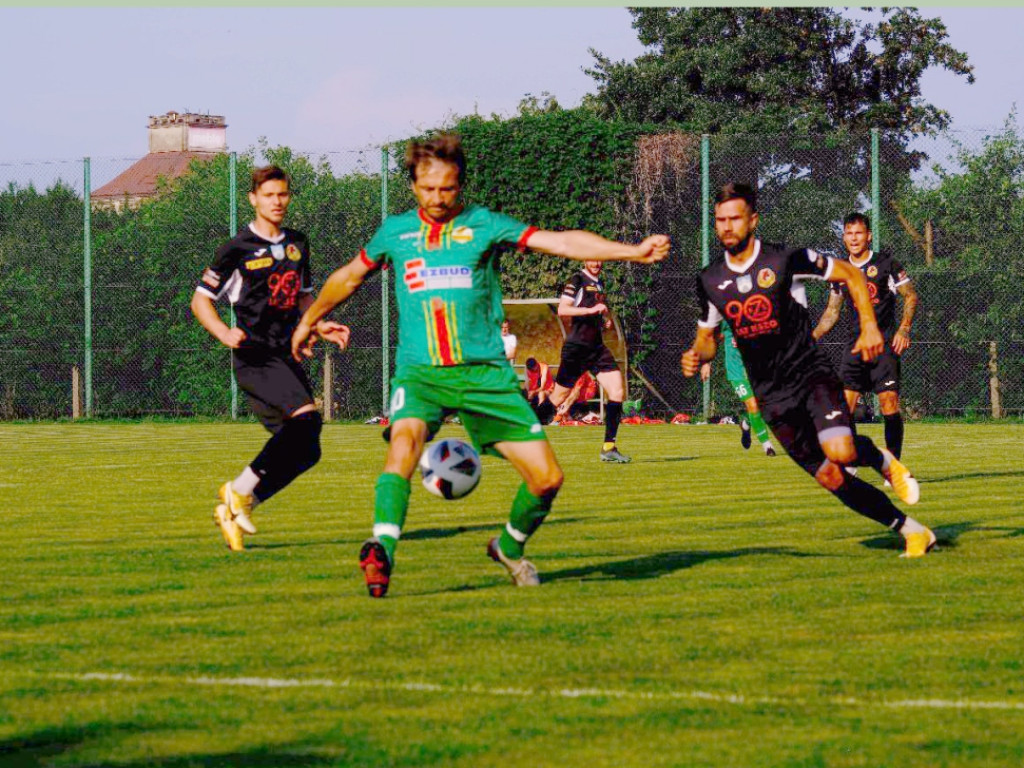 Mecz sparingowy. *KP KSZO 1929 Ostrowiec Świętokrzyski - Lechia Tomaszów Mazowiecki 3:3
