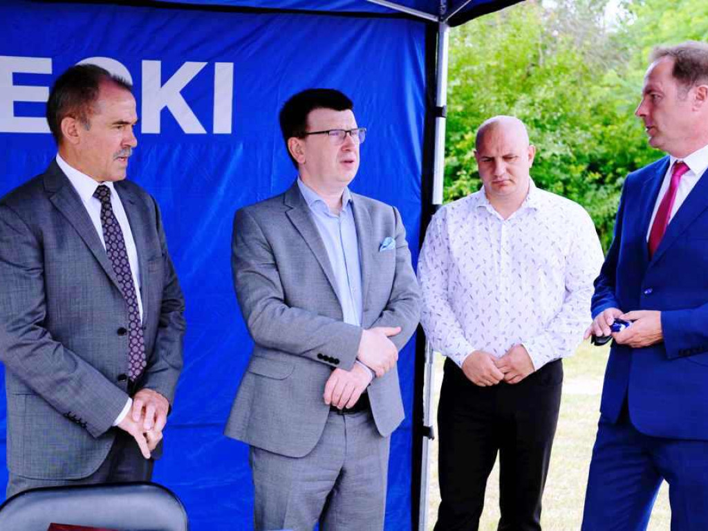 Gmina i powiat w partnerstwie przebudują ulice 11 Listopada i Samsonowicza (zdjęcia)