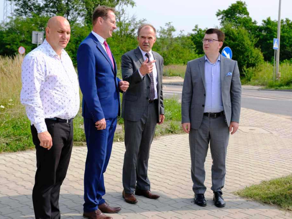 Gmina i powiat w partnerstwie przebudują ulice 11 Listopada i Samsonowicza (zdjęcia)