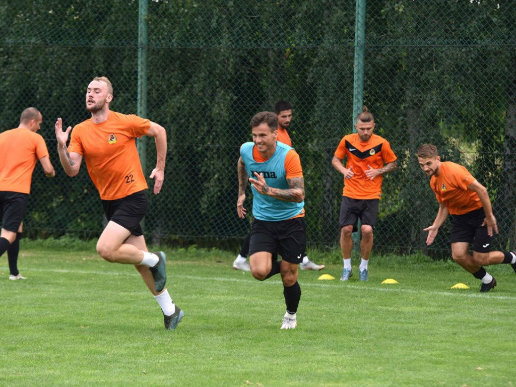 Mecz sparingowy. *KP KSZO 1929 Ostrowiec Świętokrzyski - GKS Nowiny 3:1