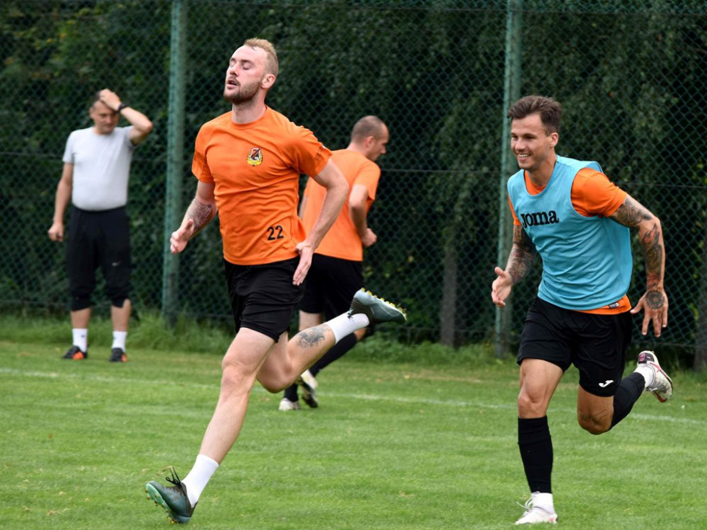 Mecz sparingowy. *KP KSZO 1929 Ostrowiec Świętokrzyski - GKS Nowiny 3:1