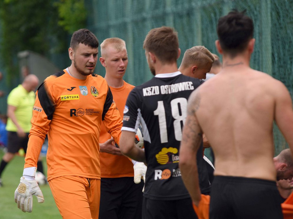 Mecz sparingowy. *KP KSZO 1929 Ostrowiec Świętokrzyski - GKS Nowiny 3:1