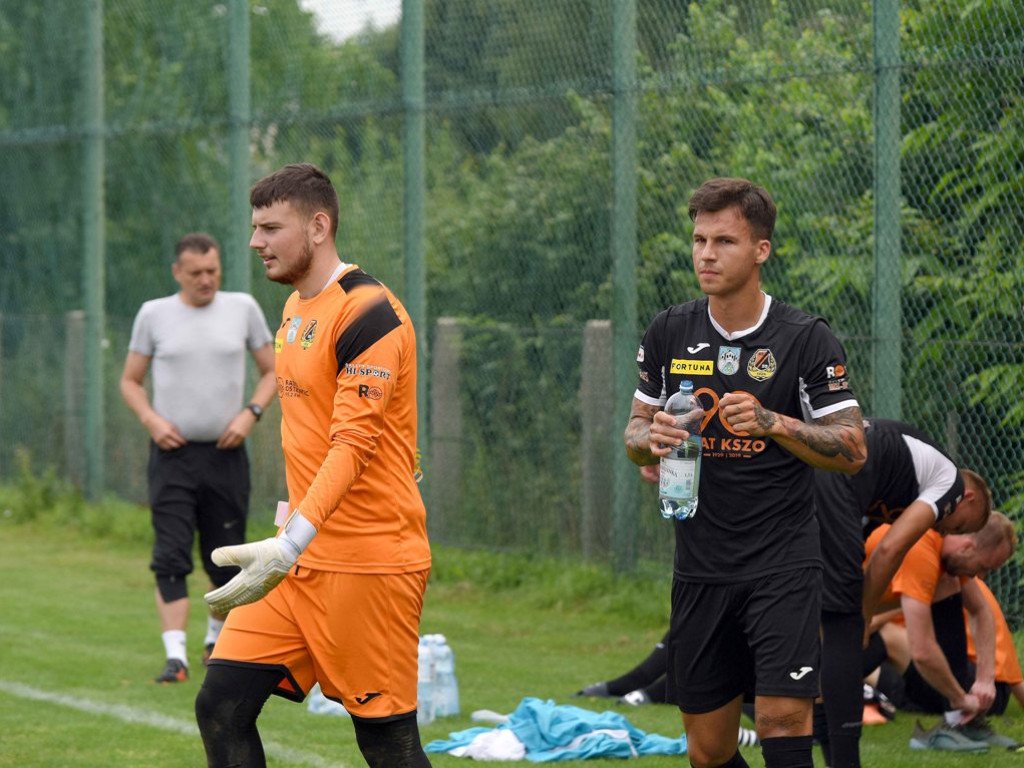 Mecz sparingowy. *KP KSZO 1929 Ostrowiec Świętokrzyski - GKS Nowiny 3:1