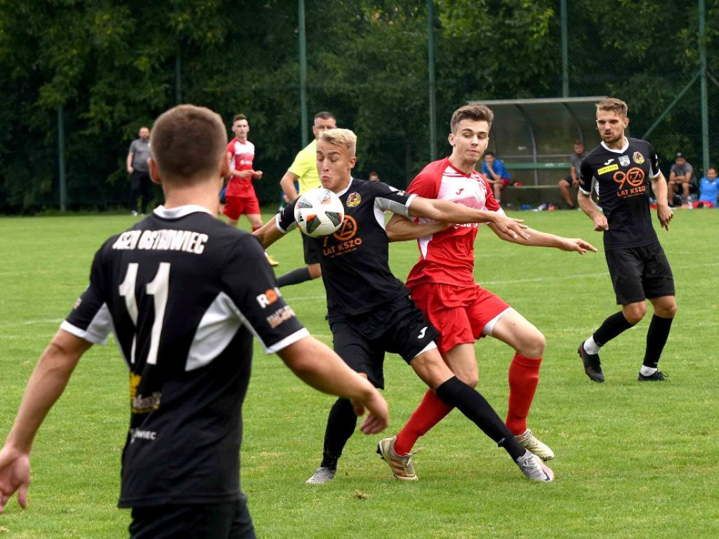Mecz sparingowy. *KP KSZO 1929 Ostrowiec Świętokrzyski - GKS Nowiny 3:1