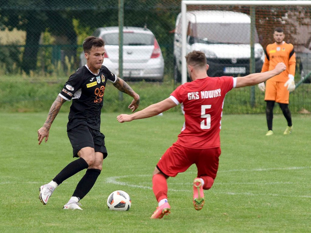 Mecz sparingowy. *KP KSZO 1929 Ostrowiec Świętokrzyski - GKS Nowiny 3:1