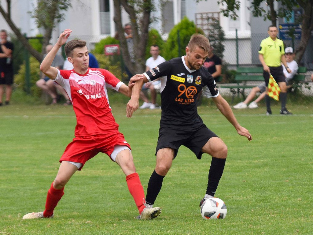 Mecz sparingowy. *KP KSZO 1929 Ostrowiec Świętokrzyski - GKS Nowiny 3:1