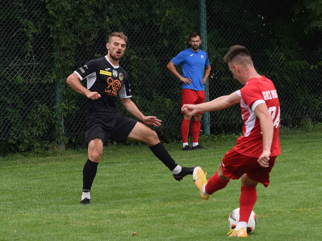 Mecz sparingowy. *KP KSZO 1929 Ostrowiec Świętokrzyski - GKS Nowiny 3:1