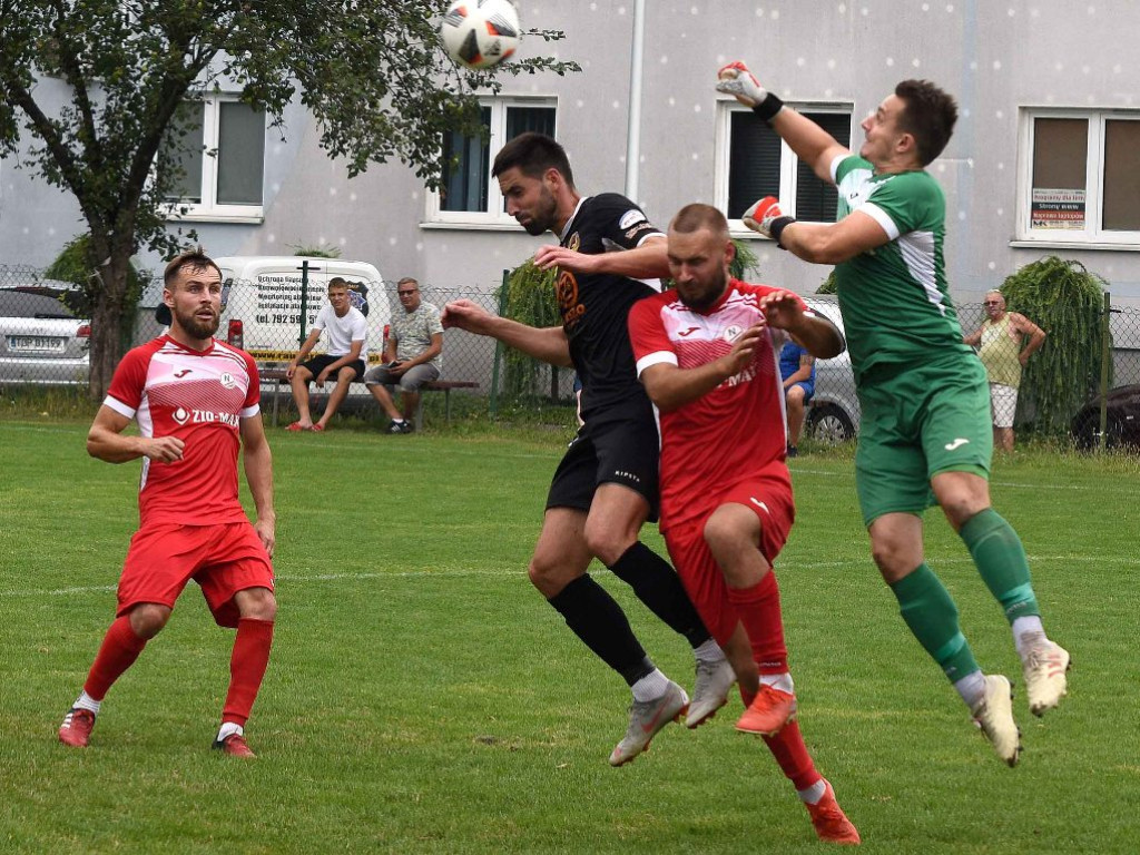 Mecz sparingowy. *KP KSZO 1929 Ostrowiec Świętokrzyski - GKS Nowiny 3:1