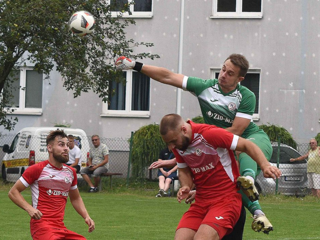 Mecz sparingowy. *KP KSZO 1929 Ostrowiec Świętokrzyski - GKS Nowiny 3:1