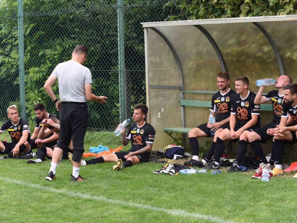 Mecz sparingowy. *KP KSZO 1929 Ostrowiec Świętokrzyski - GKS Nowiny 3:1