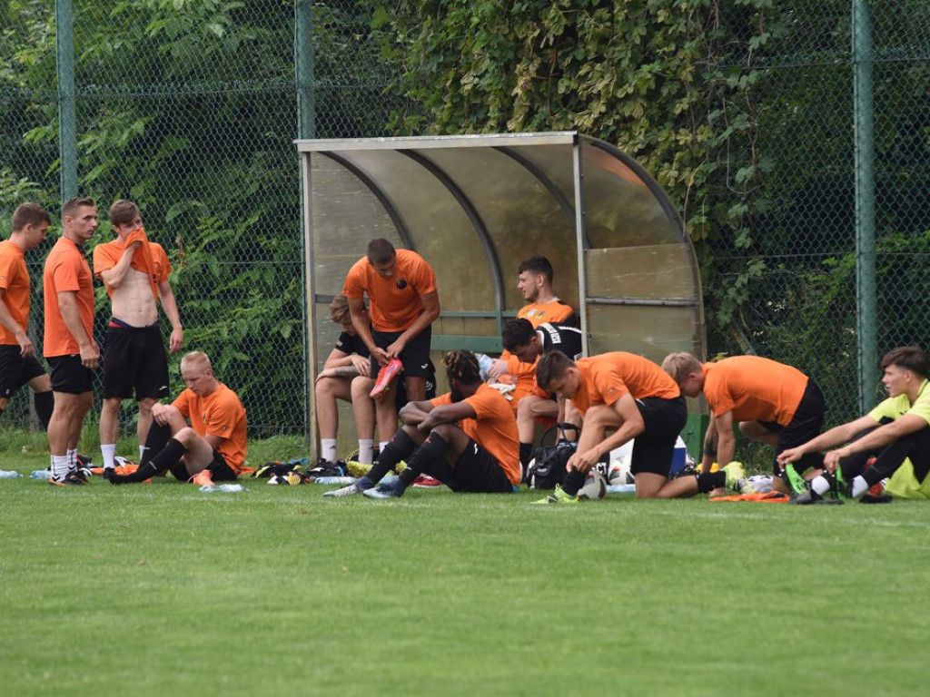 Mecz sparingowy. *KP KSZO 1929 Ostrowiec Świętokrzyski - GKS Nowiny 3:1