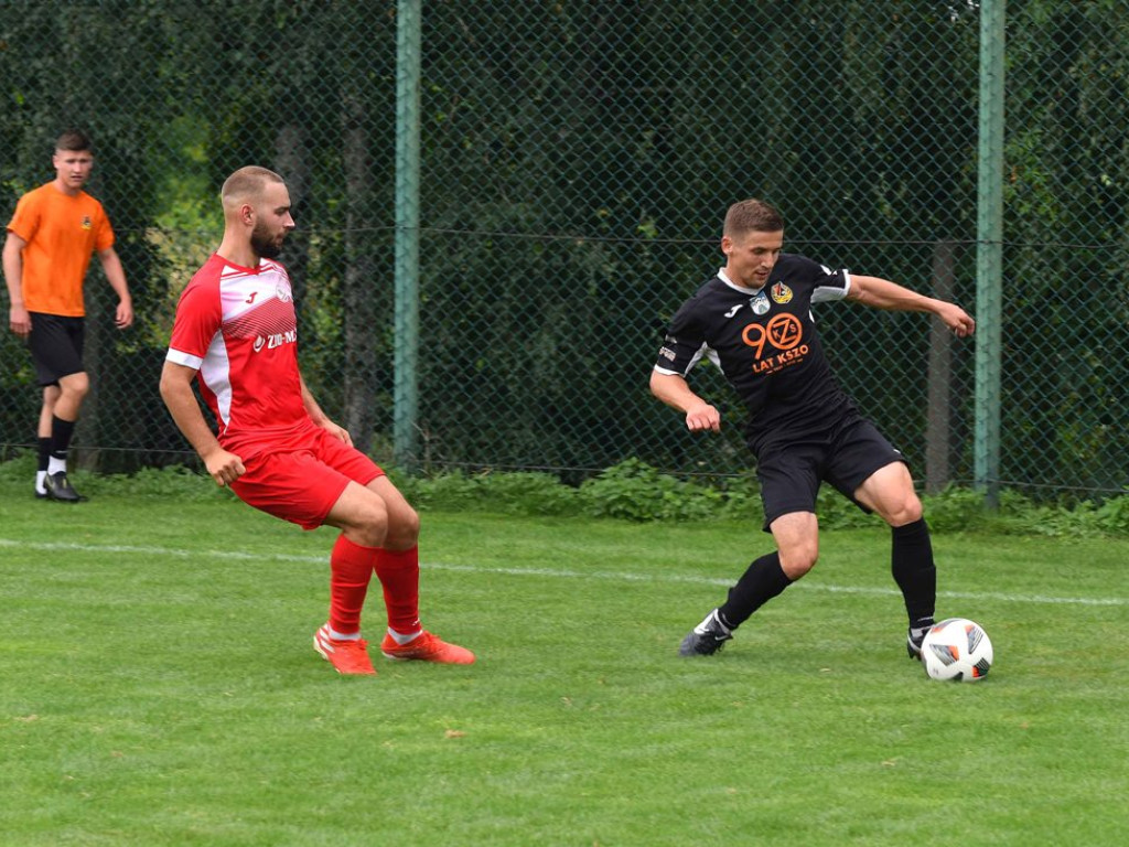 Mecz sparingowy. *KP KSZO 1929 Ostrowiec Świętokrzyski - GKS Nowiny 3:1