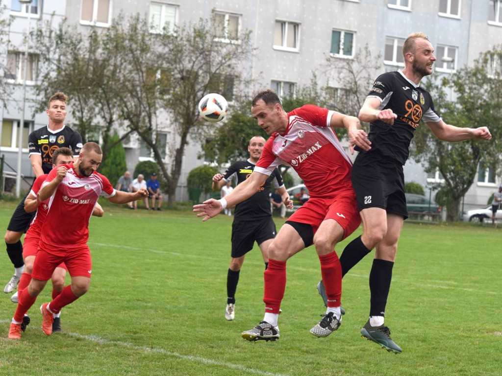 Mecz sparingowy. *KP KSZO 1929 Ostrowiec Świętokrzyski - GKS Nowiny 3:1