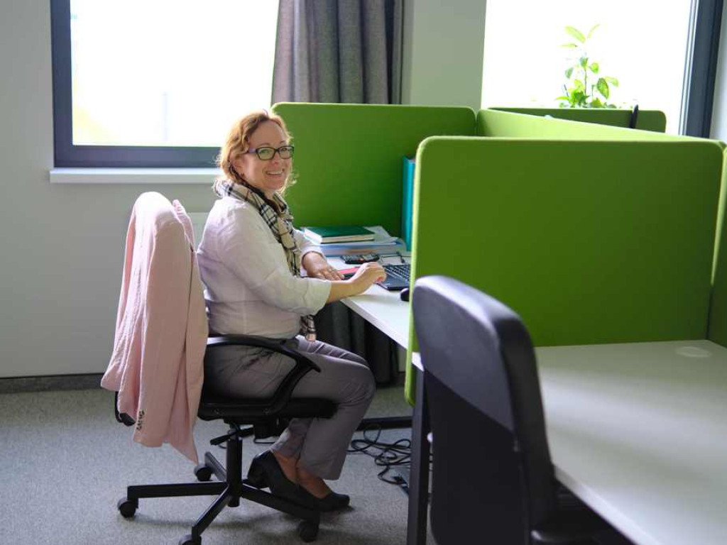 Otwarcie nowej hali firmy Elkom Trade