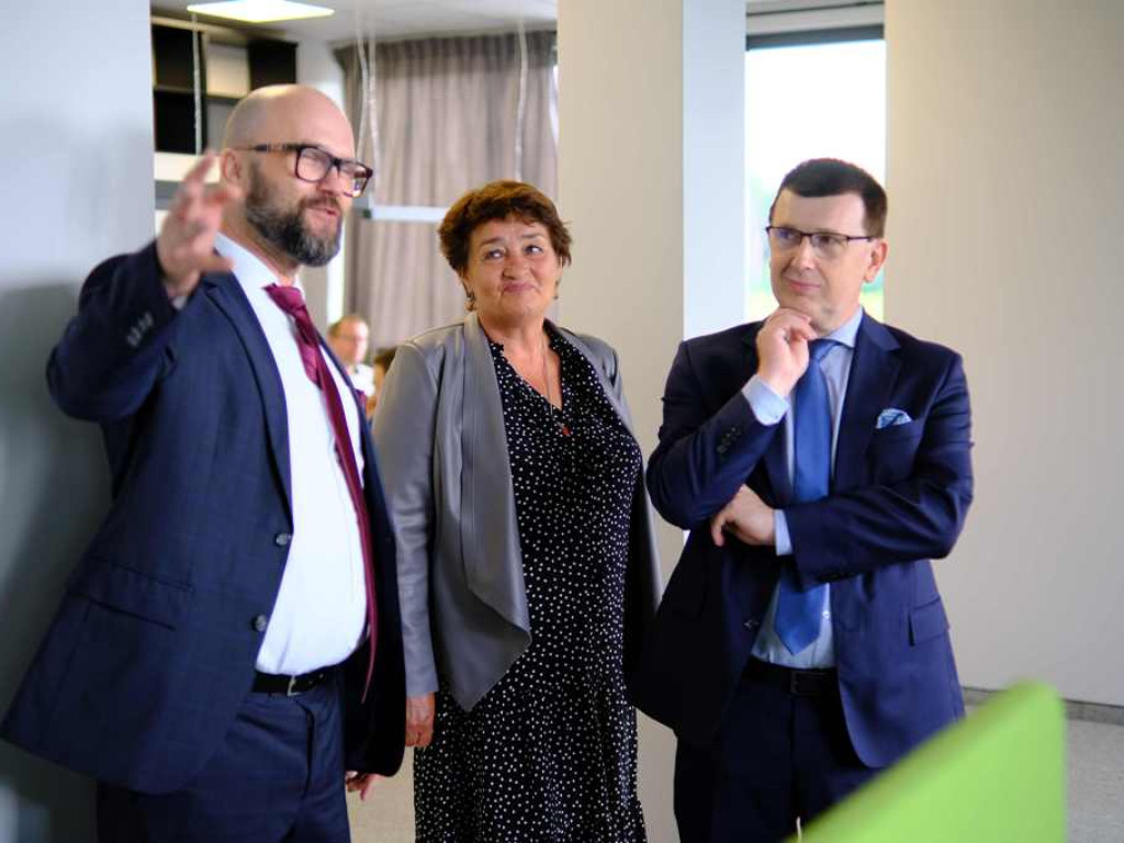 Otwarcie nowej hali firmy Elkom Trade