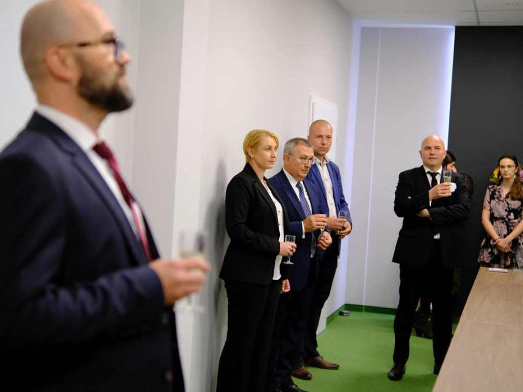 Otwarcie nowej hali firmy Elkom Trade