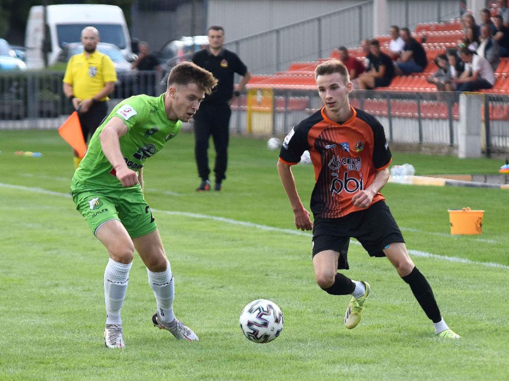 III liga piłkarska. Grupa IV. *KP KSZO 1929 Ostrowiec Świętokrzyski - Chełmianka Chełm 1:1