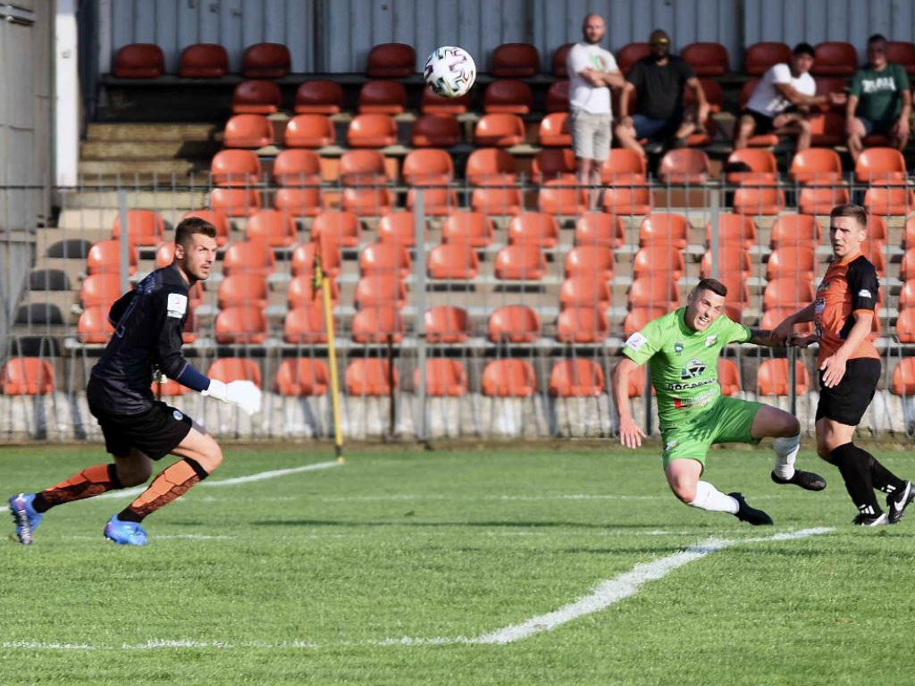III liga piłkarska. Grupa IV. *KP KSZO 1929 Ostrowiec Świętokrzyski - Chełmianka Chełm 1:1