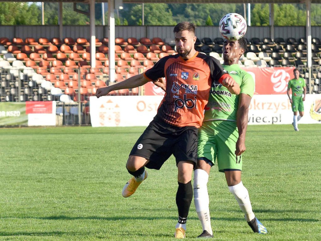 III liga piłkarska. Grupa IV. *KP KSZO 1929 Ostrowiec Świętokrzyski - Chełmianka Chełm 1:1