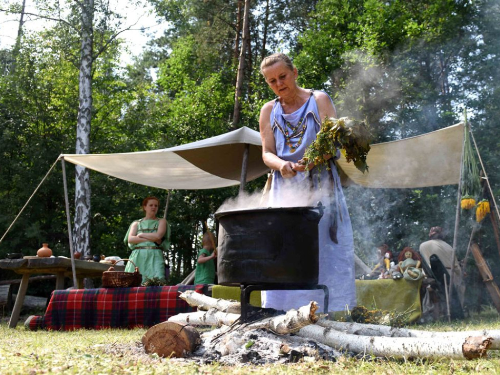Krzemień, żelazo i bursztyn. Ostrowiecki Festiwal Kultury Prehistorycznej i Antycznej