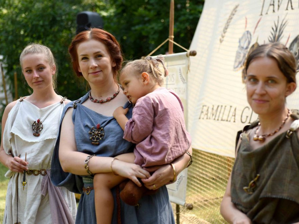Krzemień, żelazo i bursztyn. Ostrowiecki Festiwal Kultury Prehistorycznej i Antycznej