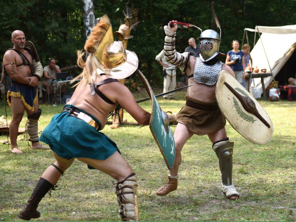 Krzemień, żelazo i bursztyn. Ostrowiecki Festiwal Kultury Prehistorycznej i Antycznej