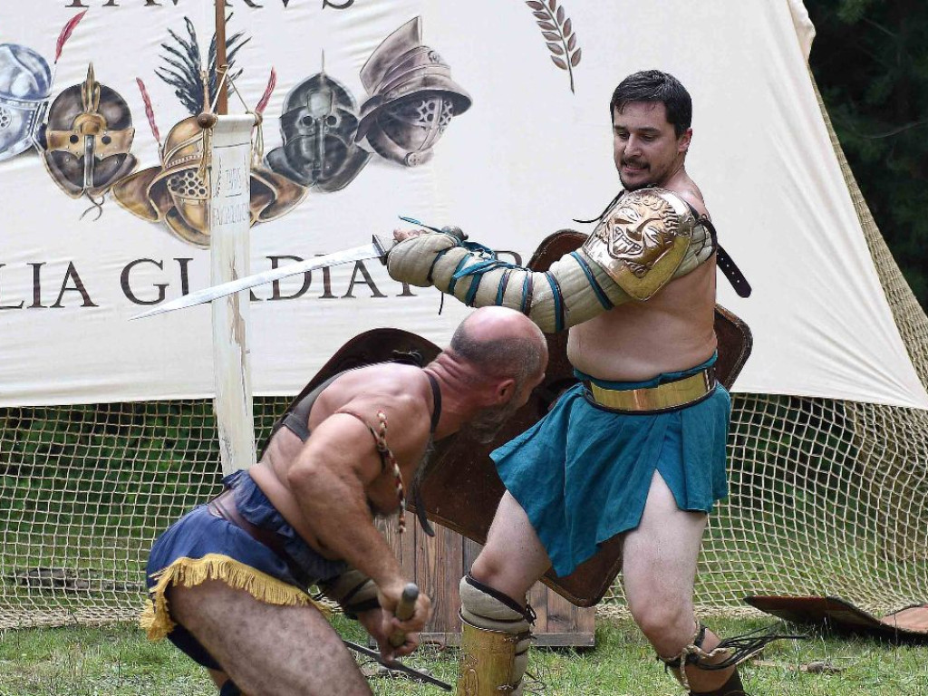 Krzemień, żelazo i bursztyn. Ostrowiecki Festiwal Kultury Prehistorycznej i Antycznej