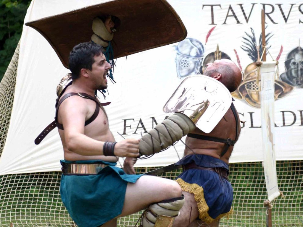 Krzemień, żelazo i bursztyn. Ostrowiecki Festiwal Kultury Prehistorycznej i Antycznej
