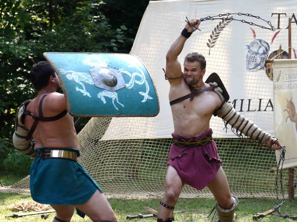 Krzemień, żelazo i bursztyn. Ostrowiecki Festiwal Kultury Prehistorycznej i Antycznej