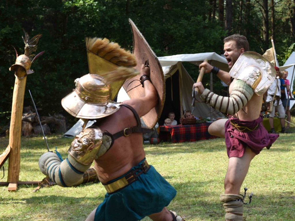 Krzemień, żelazo i bursztyn. Ostrowiecki Festiwal Kultury Prehistorycznej i Antycznej