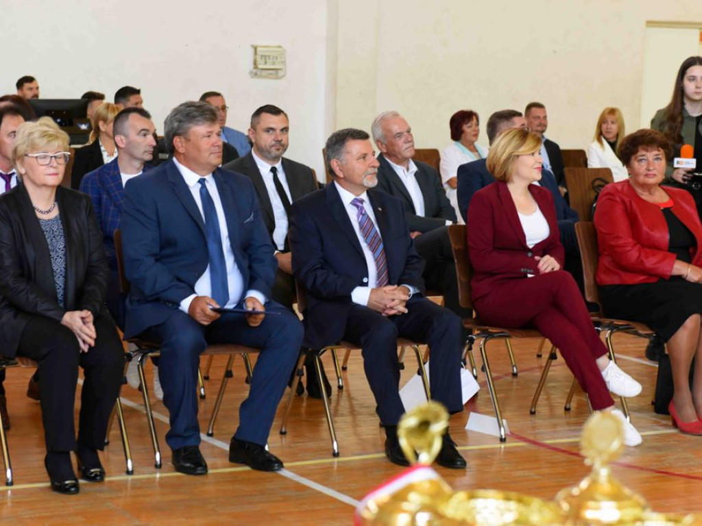 Inauguracja Roku Szkolnego 2021/2022 w Zespole Szkół Ogólnokształcących Mistrzostwa Sportowego