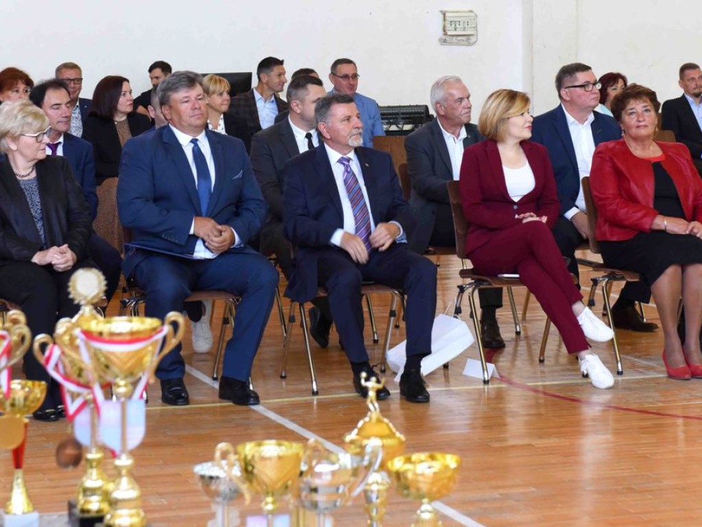 Inauguracja Roku Szkolnego 2021/2022 w Zespole Szkół Ogólnokształcących Mistrzostwa Sportowego