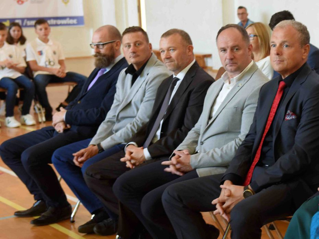 Inauguracja Roku Szkolnego 2021/2022 w Zespole Szkół Ogólnokształcących Mistrzostwa Sportowego