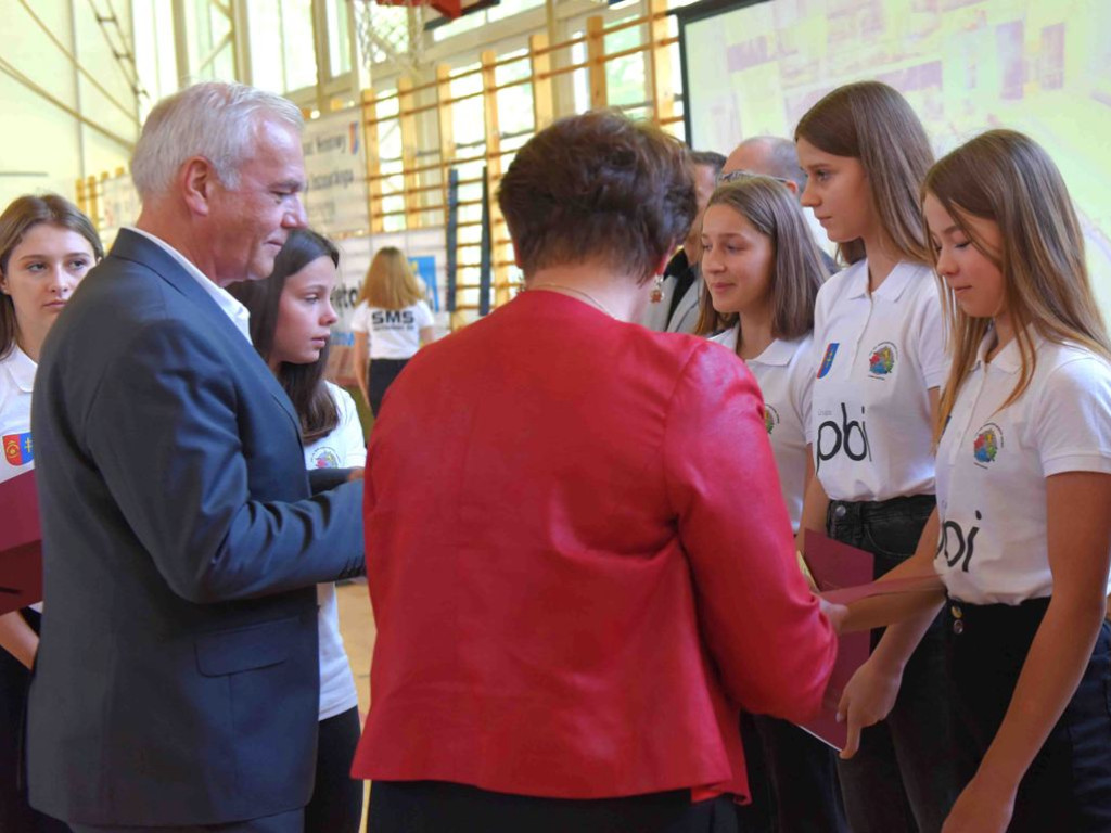 Inauguracja Roku Szkolnego 2021/2022 w Zespole Szkół Ogólnokształcących Mistrzostwa Sportowego